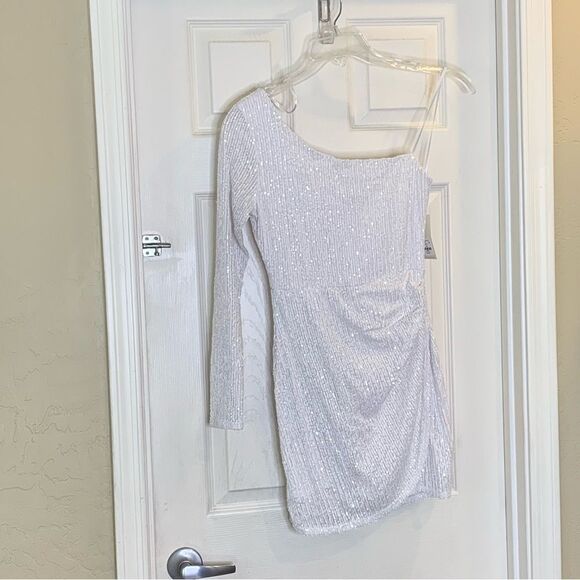 Francesca's Samantha One Shoulder Mini Dress White Size Medium - Picture 5 of 14